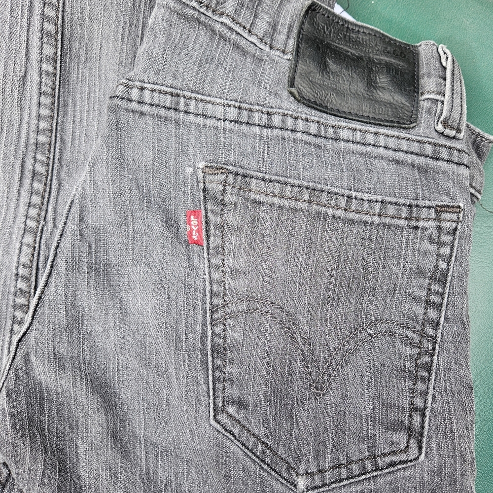 Gray washed Levi jeans